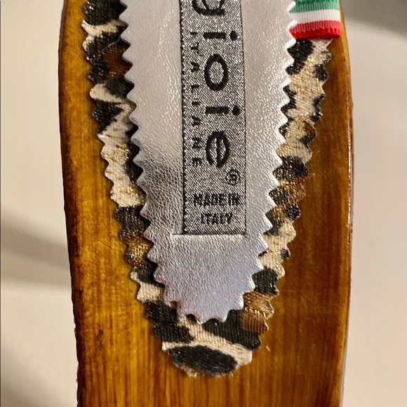 Gioie Italiane Handcrafted Clogged Mule Heels - Picture 10 of 12